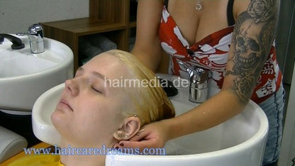 1508 Isarena going blonde by Grazia