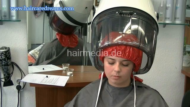 1508 Teen Antje haircut and afro perm by Grazia