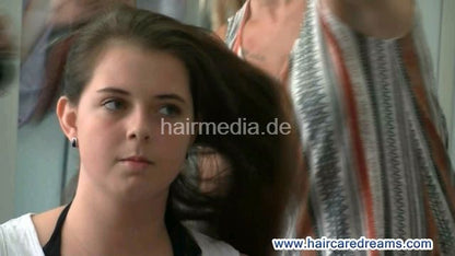 1508 Teen Antje shampoo backward by Grazia