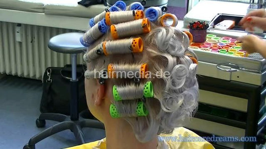 1710 CorinaT salon wetset blonde platin