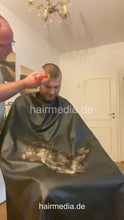 Load image into Gallery viewer, 2012 240430 home salon dry buzz and bleach headshave