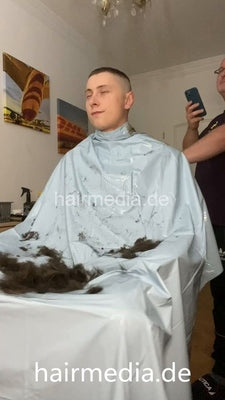 2012 20241203 Luca buzzcut headshave