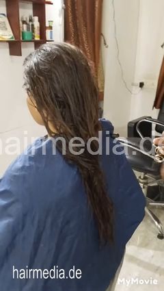 9149 Amira Haircut Session