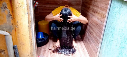 1242 250820 sweet hair washing self forward