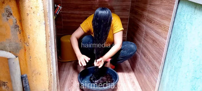 1242 250820 sweet hair washing self forward