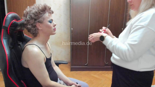 1260 Alexej home curls and makeup 251020