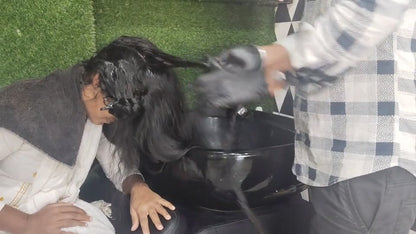 1242 Krisha Forward Hair Washing By Male Barber In Salon