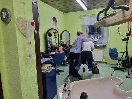 1050 251102 private livestream Finja by mom 4x ! session forward shampooing and blow out forward