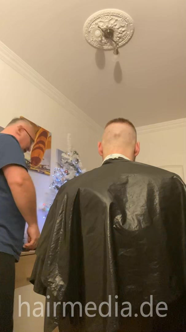 2012 251223 xmas buzz