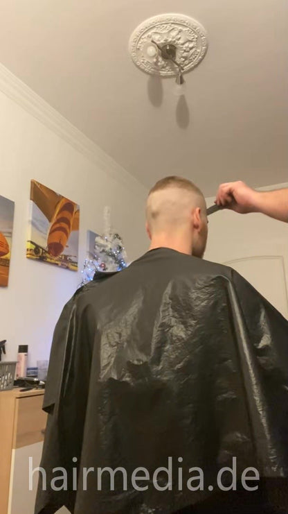 2012 251223 xmas buzz