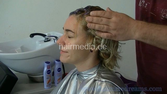 2111 Andrada last extreme hair ear and face wash by barber - dish washing liquid