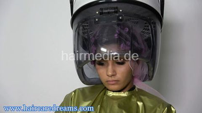 21419 Melody (Melly) perm rollerset