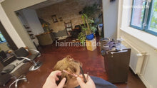 将图片加载到图库查看器，1181 ManuelaD 2 haircut ASMR by barber POV Cam