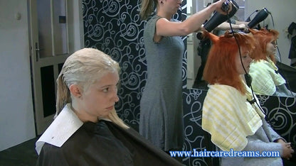 2205 Nelly going blonde