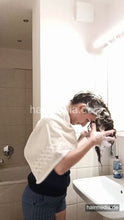 Carica l&#39;immagine nel visualizzatore di Gallery, 1207 Leyla self shampooing forward at home 230719  rich lather custom