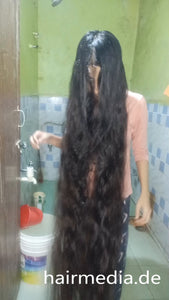 1242 Priya self hair washing forward