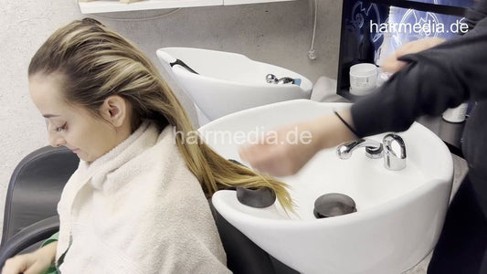 1257 240127 Nansi Bulgaria, pampering shampooing and blowout