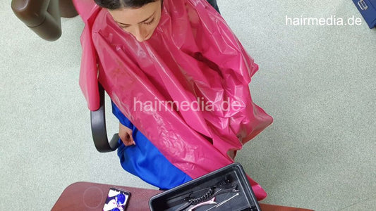 2303 Barberette Leyla ASMR backward shampooing  by salonbarber multicaped