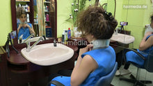Cargar imagen en el visor de la galería, 1252 Mahshid 1 forward shampoo by barber XXL hair multicaped