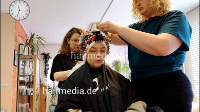 7206 Ukrainian hairdresser in Berlin 240331 Part 2