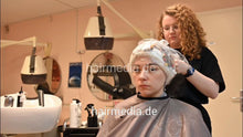 Load image into Gallery viewer, 7206 Ukrainian hairdresser in Berlin 240331 Part 6