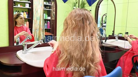 Barberette AlexaK by barber new years haircut thick hair livestream