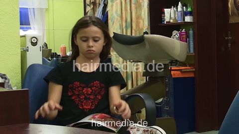 Barberette Paulina younger daughter triple session all scenes, elder daughter waiting and watching