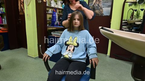 544 Finja by mom double session forward shampooing and blow out 2nd run