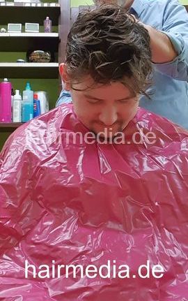 Nathan controlled by his girlfriend, multi forward hair ear and face shampoo, Alpecin scalpmassage blow