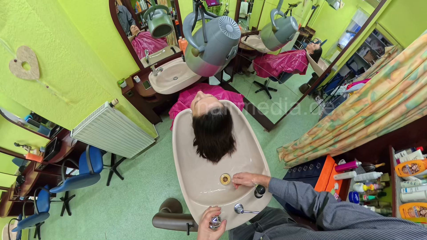2303 POV Session JuliaSchm 1 Shampoo Lady by Barber POV cam