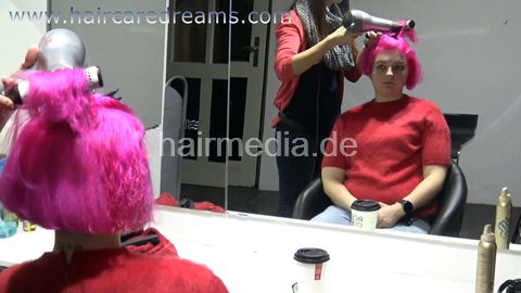 1118 Ismena 27019 Isi haircut 1