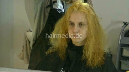 2702 Taranti dying red