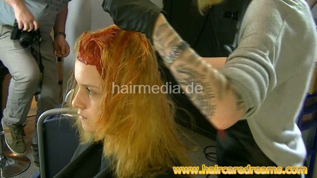 2702 Taranti dying red