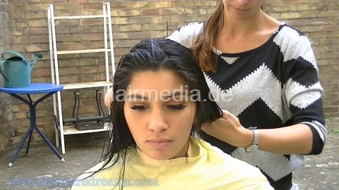 30319 Melody (Melly) outdoor perm setting