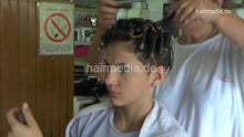 将图片加载到图库查看器，6219 Four girls: smoking bobed Bojana shampoo by barber, haircut vintage wetset