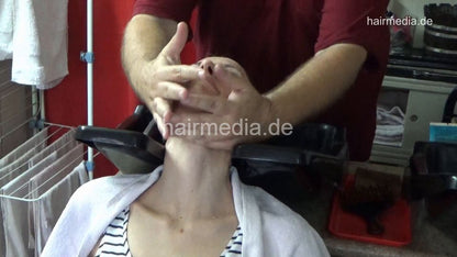 6219 Four girls: Dunja shampoo and metal rollers ear protected wetset