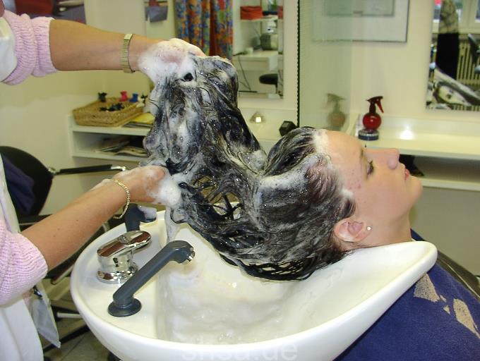 611 Katharina longhair teen complete shampoo and wetset by white apron barberette