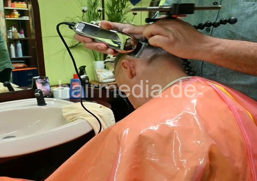 2300 AlexA by salonbarber forward shampoo, hair tonic and daily trim and blow