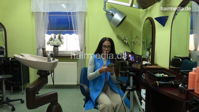 2303 smoking barberette Amal doing a male client