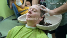 Laden Sie das Bild in den Galerie-Viewer, 8171 Anika 1 casting, shampoo, trim and blow by Salonbarber