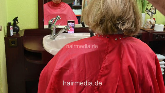 2303 mom Barbara forward shampoo and blow by barber, controlled by son