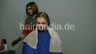 JessyB - Bernate shampoo studio upright