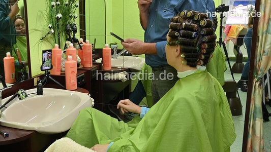 6230 BirgitG mature lady wetset metal rollers wetset and dryer video
