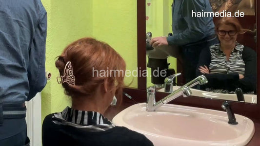 1259 Barberette CarmenC 3rd session  by salonbarber backward shampooing redhead and blow