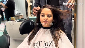 9149 Cassandra Layered Haircut At Salon