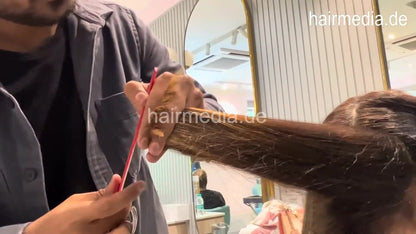 9149 Cassandra Layered Haircut At Salon