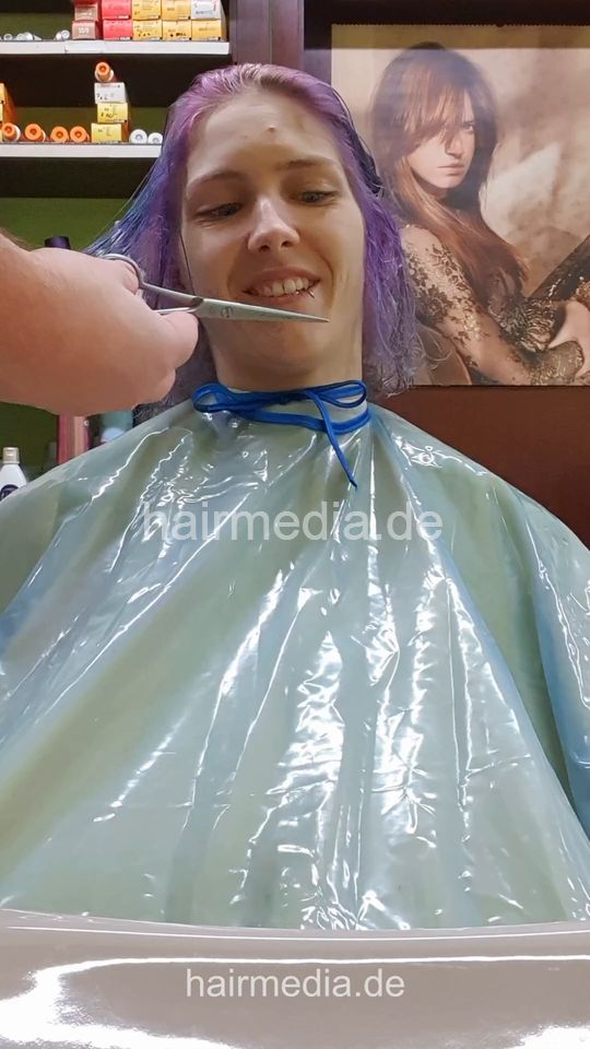 2305 Charlene 2nd session 2 haircut by barber multicaped - vertical video