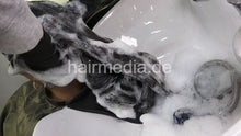 Cargar imagen en el visor de la galería, 359 Crystal shampoo backward, haircare and blow out in black large cape