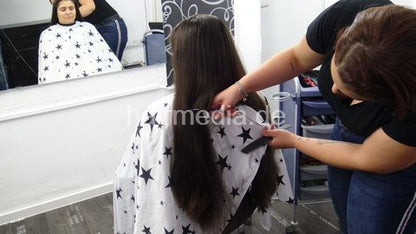 280419 Gulja bob haircut