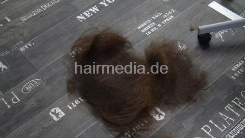 280419 Gulja bob haircut